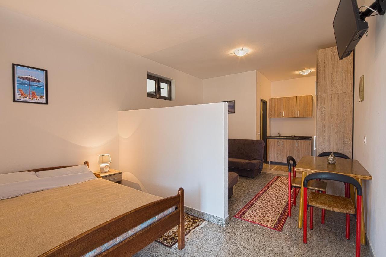 Madra Rooms And Apartments Budva Exterior foto